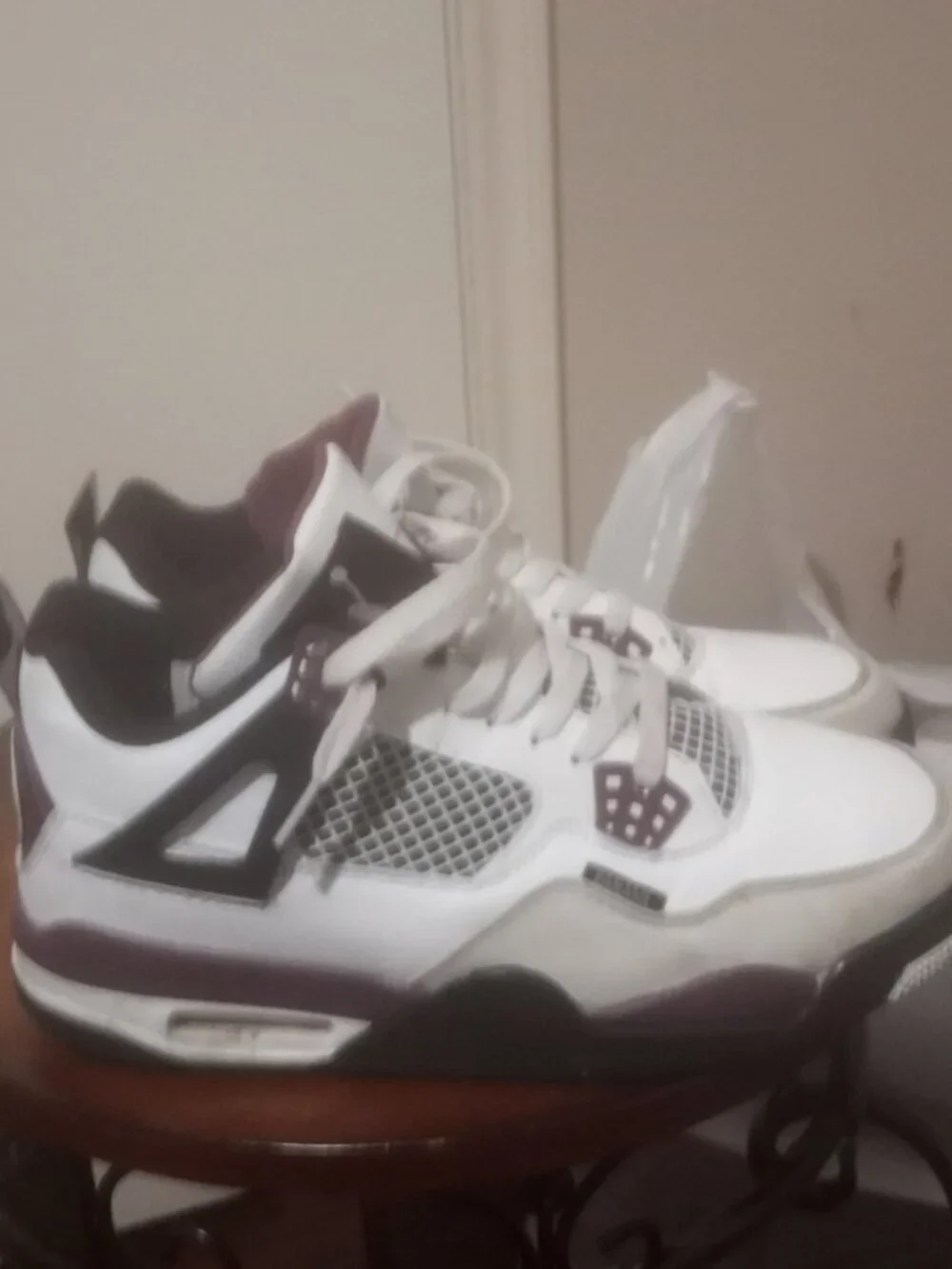 Jordan Air Jordan 4 Retro Paris Saint-Germain Bordeaux White Black Sneaker Sz 10